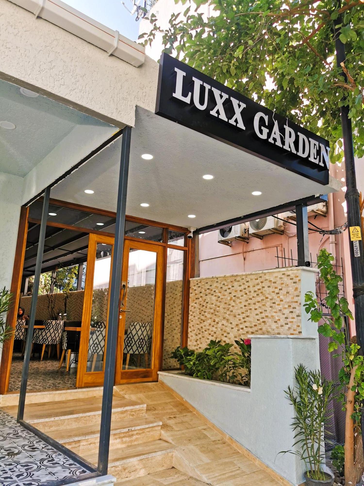 Luxx Garden Hotel — Foto’s 1